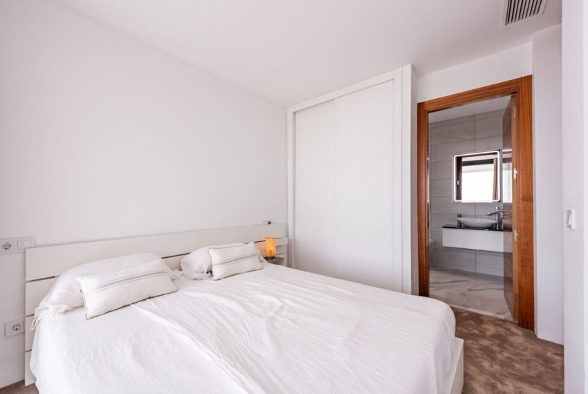 R5147518-Villa-For-Sale-Estepona-Detached-3-Beds-220-Built-13