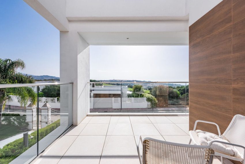 R5147518-Villa-For-Sale-Estepona-Detached-3-Beds-220-Built-4