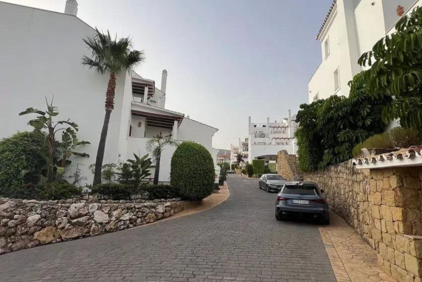 R5147788-Apartment-For-Sale-Nueva-Andalucia-Ground-Floor-2-Beds-102-Built-15