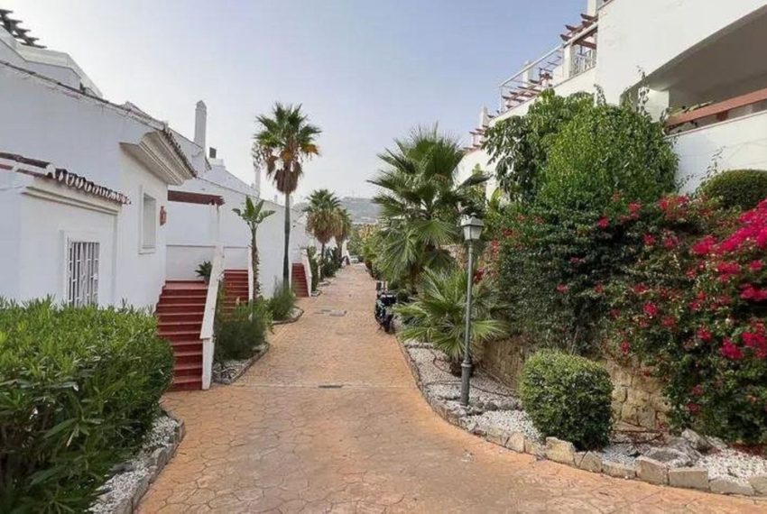 R5147788-Apartment-For-Sale-Nueva-Andalucia-Ground-Floor-2-Beds-102-Built-16