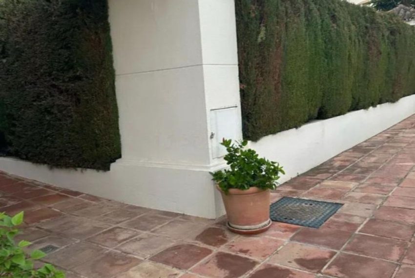 R5147887-Apartment-For-Sale-Nueva-Andalucia-Ground-Floor-3-Beds-130-Built-10