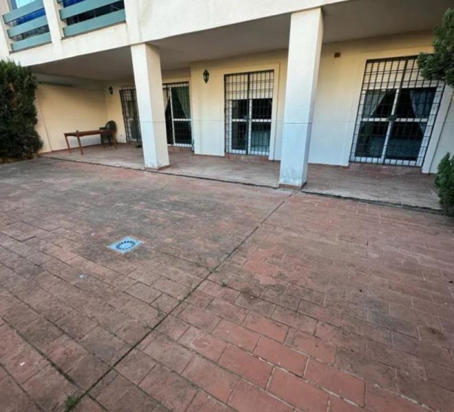 R5147887-Image 1-Ground Floor - 3 Beds - 130 Built