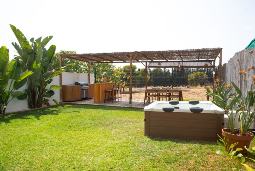 R5148199-Villa-For-Sale-Nueva-Andalucia-Semi-Detached-4-Beds-142-Built-7