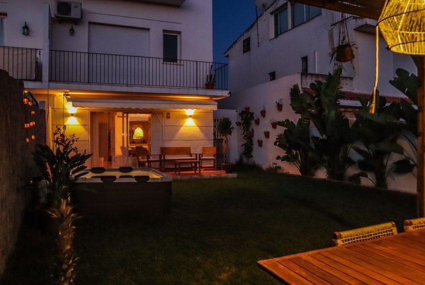 R5148199-Villa-For-Sale-Nueva-Andalucia-Semi-Detached-4-Beds-142-Built-9