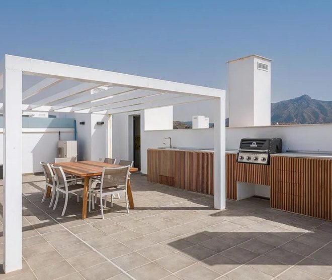 R5148298-Image 1-Penthouse - 4 Beds - 323 Built