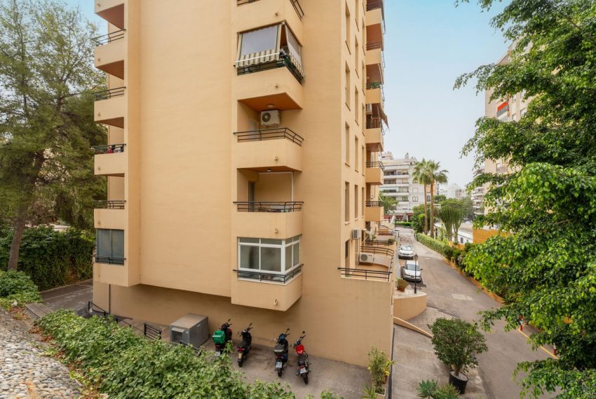 R5148583-Apartment-For-Sale-Marbella-Middle-Floor-4-Beds-98-Built-4