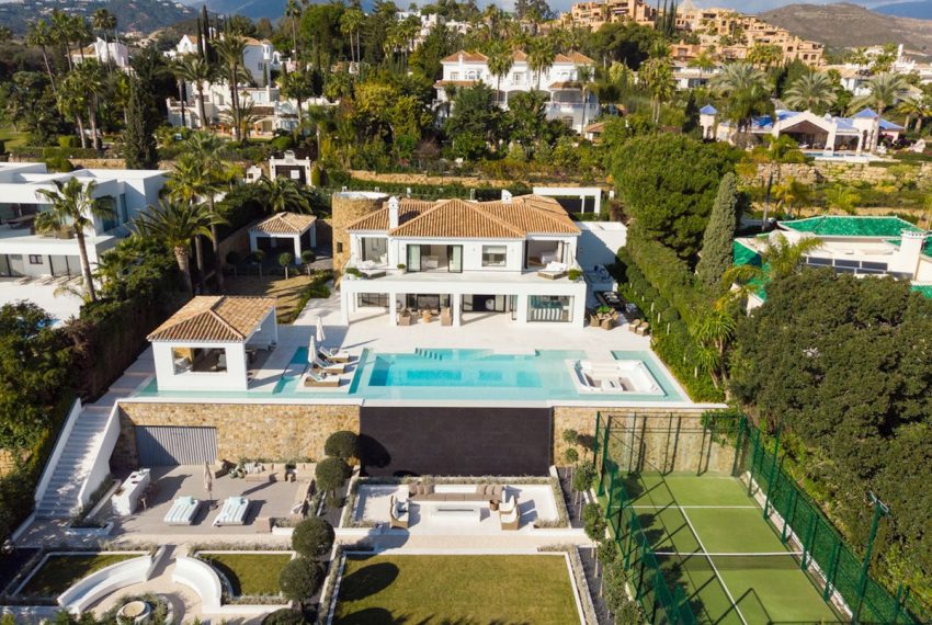 R5148595-Villa-For-Sale-Nueva-Andalucia-Detached-5-Beds-695-Built-1