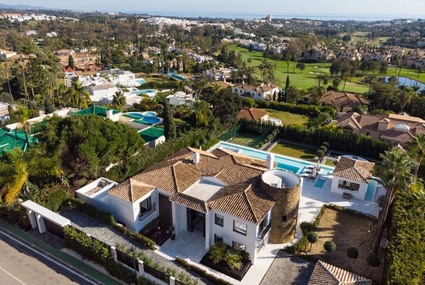 R5148595-Villa-For-Sale-Nueva-Andalucia-Detached-5-Beds-695-Built-2
