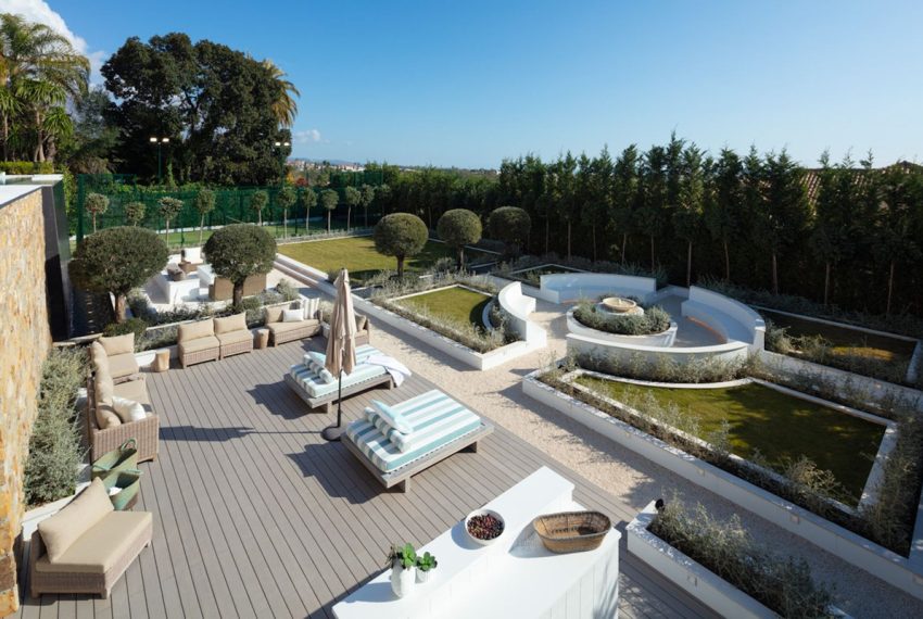 R5148595-Villa-For-Sale-Nueva-Andalucia-Detached-5-Beds-695-Built-8