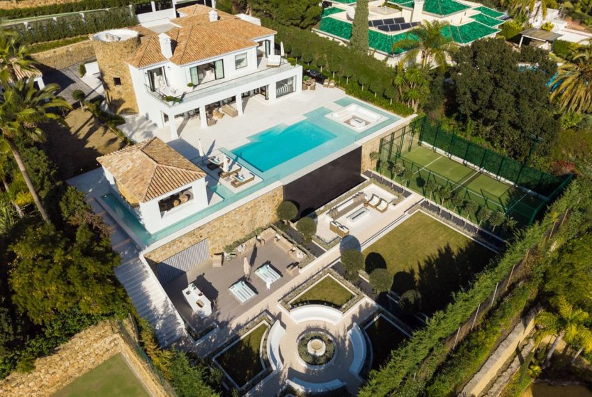 R5148595-Villa-For-Sale-Nueva-Andalucia-Detached-5-Beds-695-Built