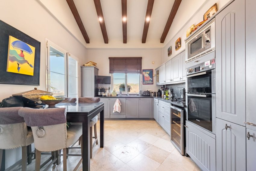 R5148709-Villa-For-Sale-Istan-Detached-4-Beds-234-Built-3