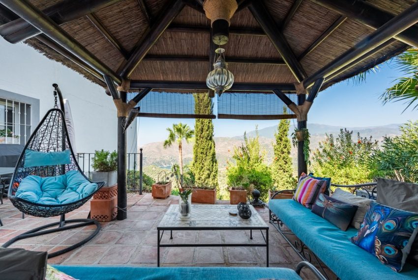 R5148709-Villa-For-Sale-Istan-Detached-4-Beds-234-Built-6