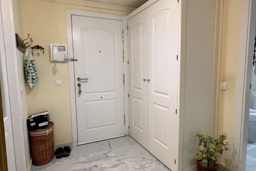 R5148733-Apartment-For-Sale-The-Golden-Mile-Middle-Floor-1-Beds-71-Built-10