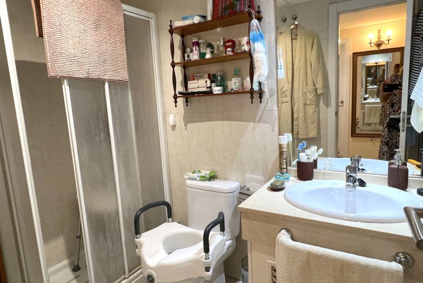 R5148733-Apartment-For-Sale-The-Golden-Mile-Middle-Floor-1-Beds-71-Built-7