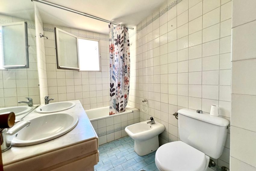 R5148742-Apartment-For-Sale-Elviria-Penthouse-3-Beds-74-Built-3