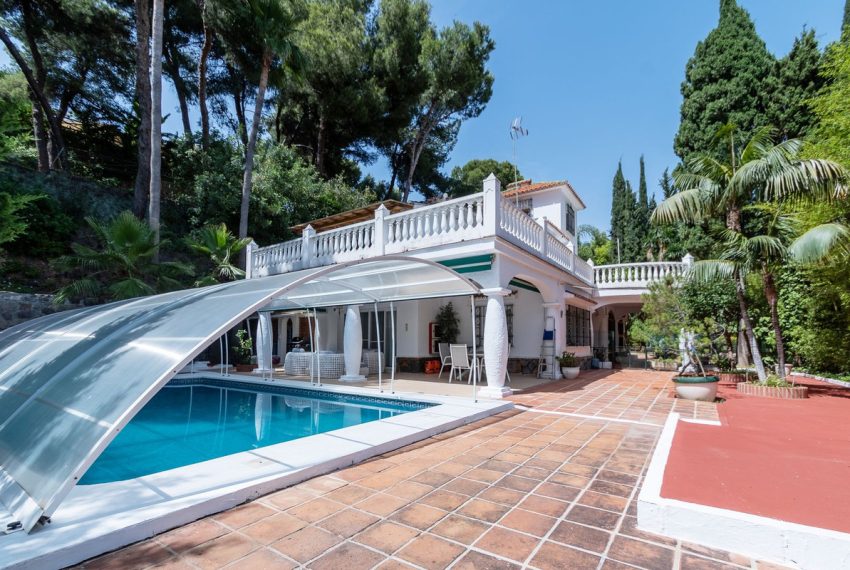 R5149999-Villa-For-Sale-Marbella-Detached-4-Beds-500-Built-1