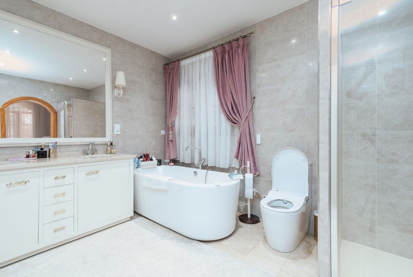 R5149999-Villa-For-Sale-Marbella-Detached-4-Beds-500-Built-14