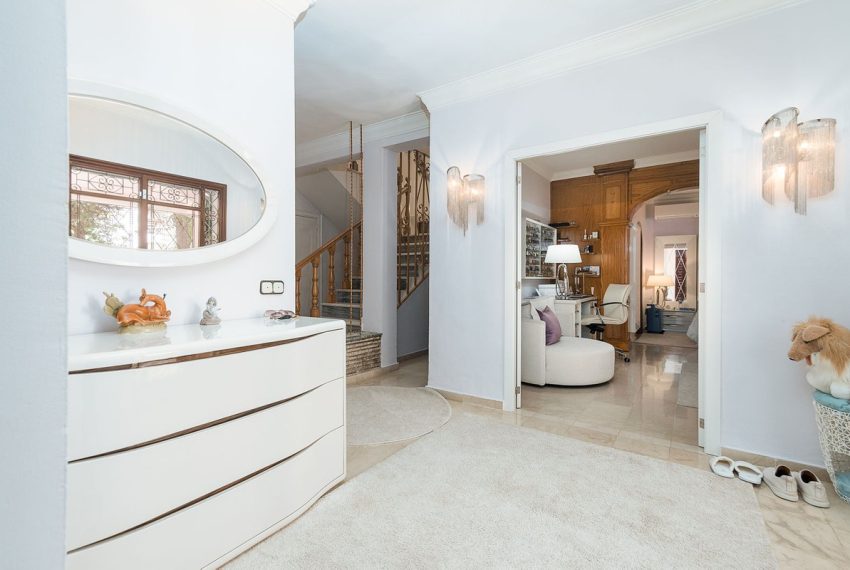 R5149999-Villa-For-Sale-Marbella-Detached-4-Beds-500-Built-15