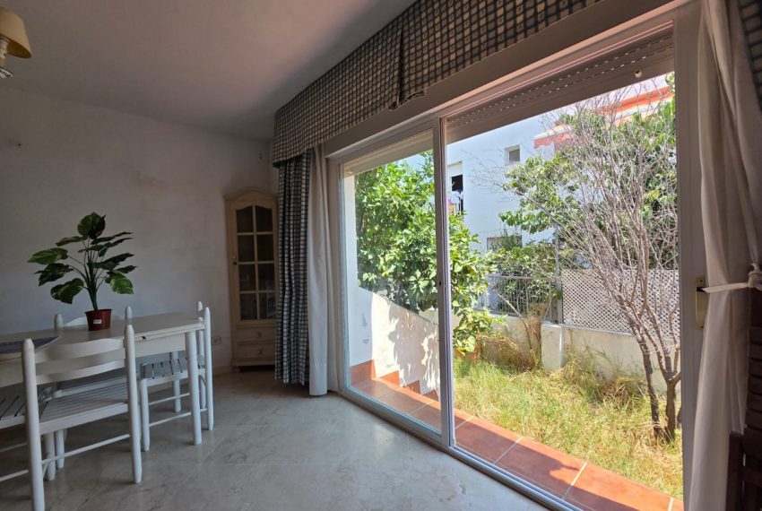 R5150281-Villa-For-Sale-The-Golden-Mile-Semi-Detached-4-Beds-285-Built-3