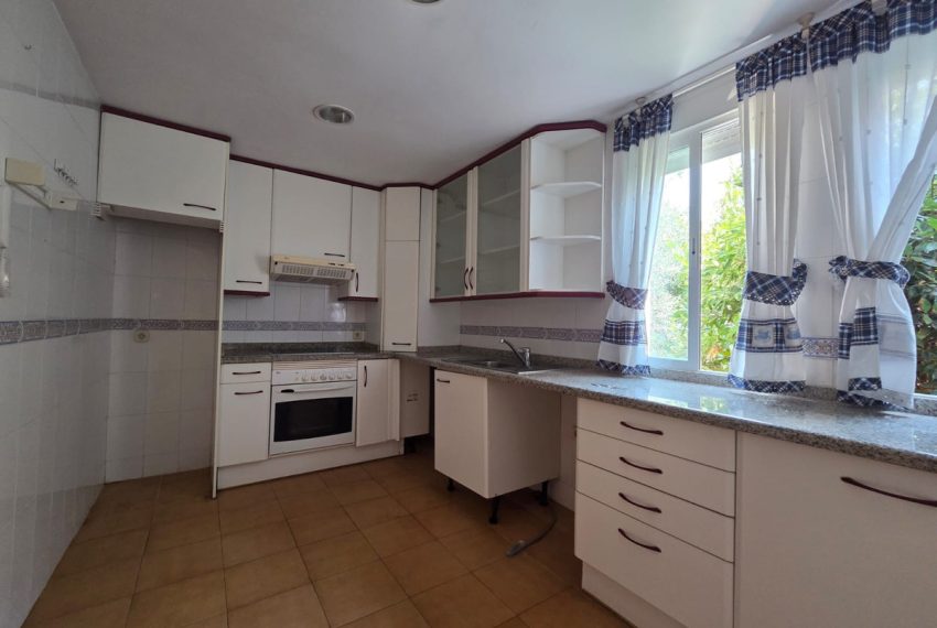 R5150281-Villa-For-Sale-The-Golden-Mile-Semi-Detached-4-Beds-285-Built-6