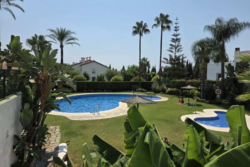 R5150281-Villa-For-Sale-The-Golden-Mile-Semi-Detached-4-Beds-285-Built
