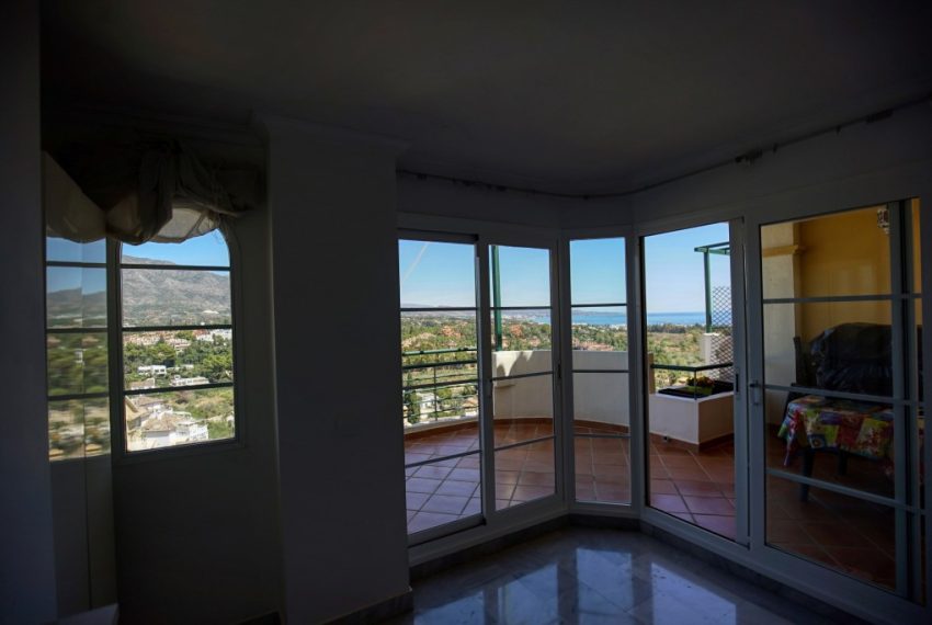 R5150431-Apartment-For-Sale-Nueva-Andalucia-Middle-Floor-2-Beds-95-Built-3