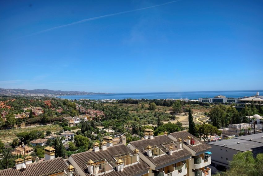 R5150431-Apartment-For-Sale-Nueva-Andalucia-Middle-Floor-2-Beds-95-Built