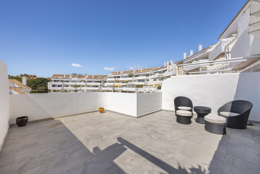 R5150794-Apartment-For-Sale-Nueva-Andalucia-Middle-Floor-2-Beds-159-Built-1
