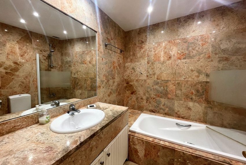 R5150860-Townhouse-For-Sale-Atalaya-Terraced-4-Beds-212-Built-16