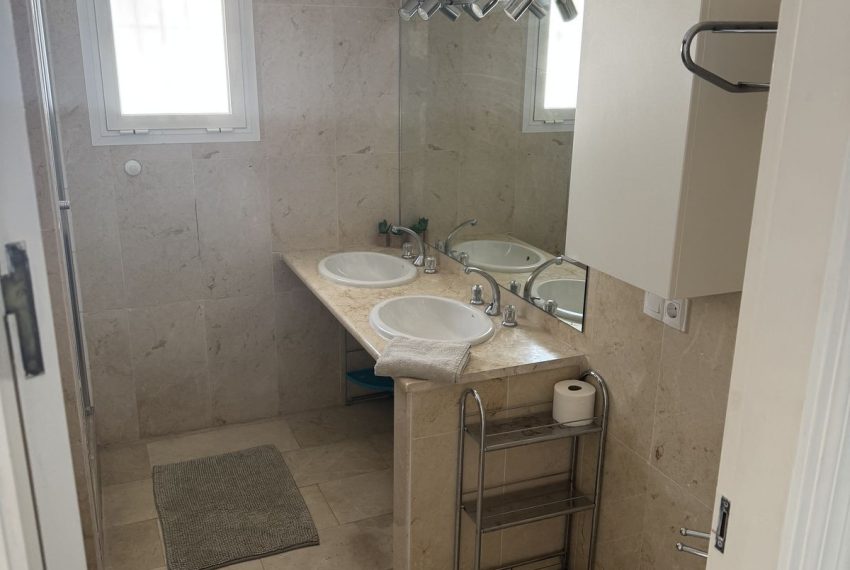 R5150923-Villa-For-Sale-Nueva-Andalucia-Detached-6-Beds-292-Built-8