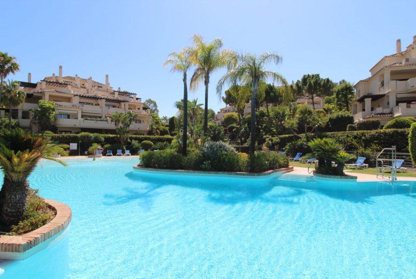 R5151628-Apartment-For-Sale-Benahavis-Ground-Floor-3-Beds-199-Built