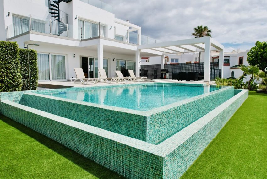 R5151661-Villa-For-Sale-Cancelada-Detached-5-Beds-400-Built-8