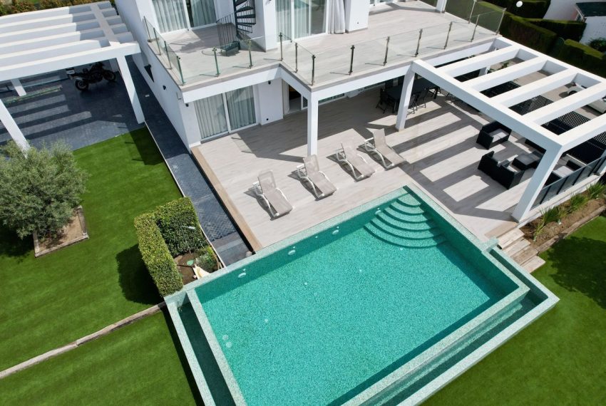 R5151661-Villa-For-Sale-Cancelada-Detached-5-Beds-400-Built