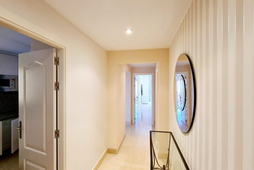 R5151799-Apartment-For-Sale-Benahavis-Middle-Floor-2-Beds-131-Built-1