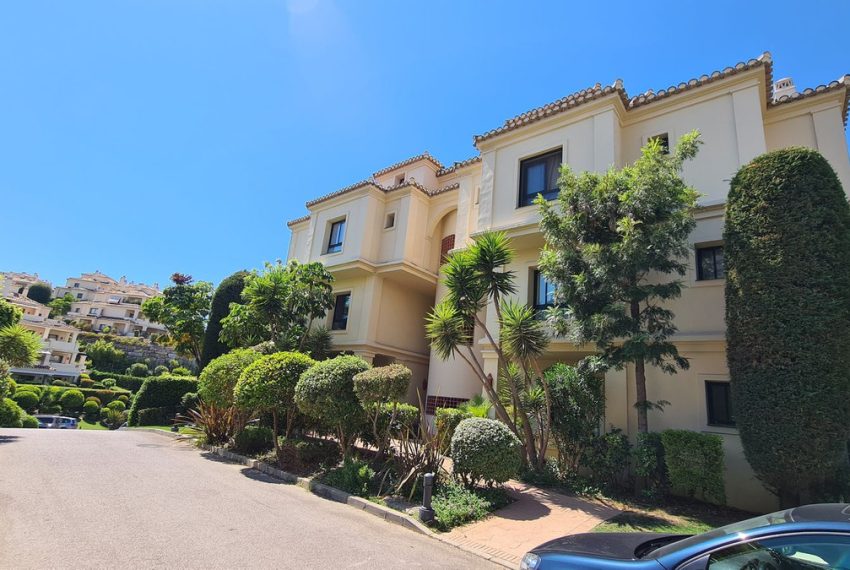 R5151799-Apartment-For-Sale-Benahavis-Middle-Floor-2-Beds-131-Built