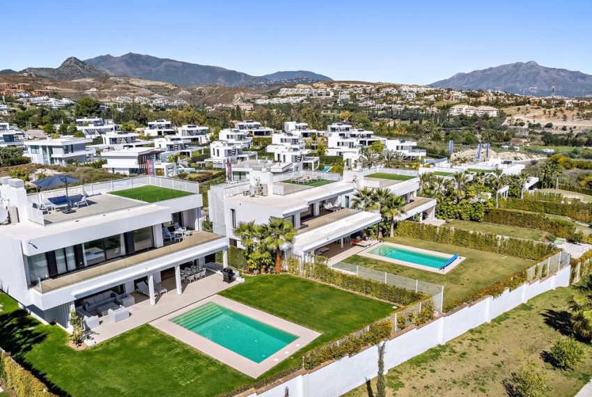 R5151808-Villa-For-Sale-Cancelada-Detached-5-Beds-417-Built-2