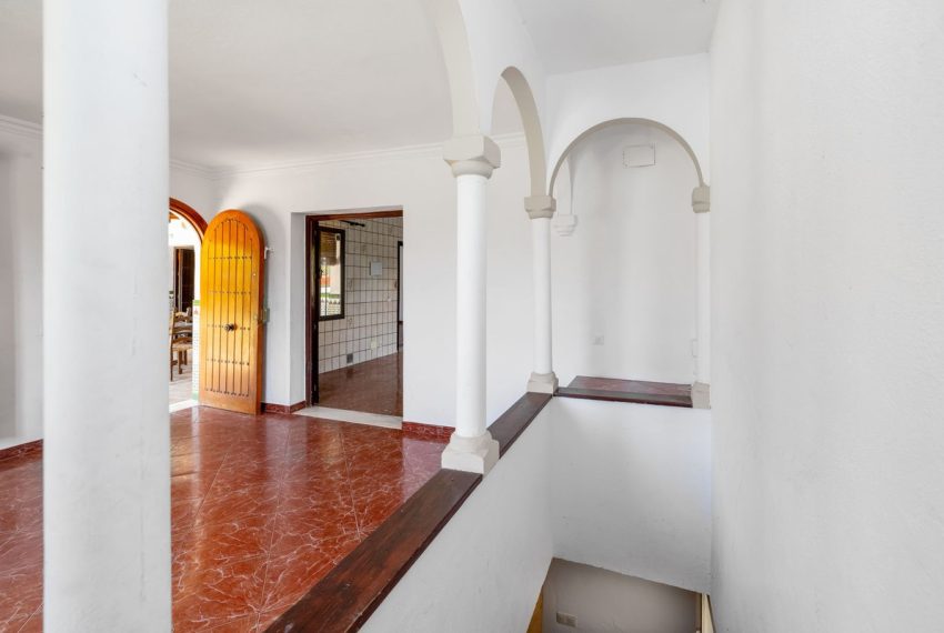 R5151901-Villa-For-Sale-Estepona-Finca-3-Beds-212-Built-10