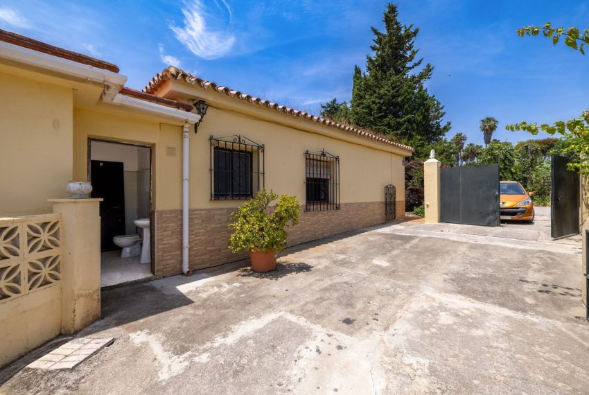R5151901-Villa-For-Sale-Estepona-Finca-3-Beds-212-Built-4