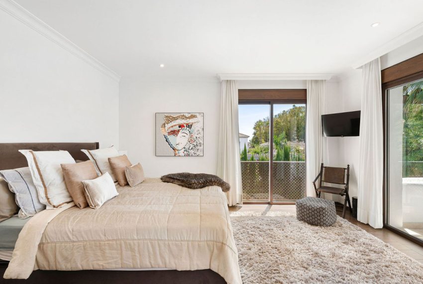 R5152036-Villa-For-Sale-San-Pedro-de-Alcantara-Detached-4-Beds-382-Built-15