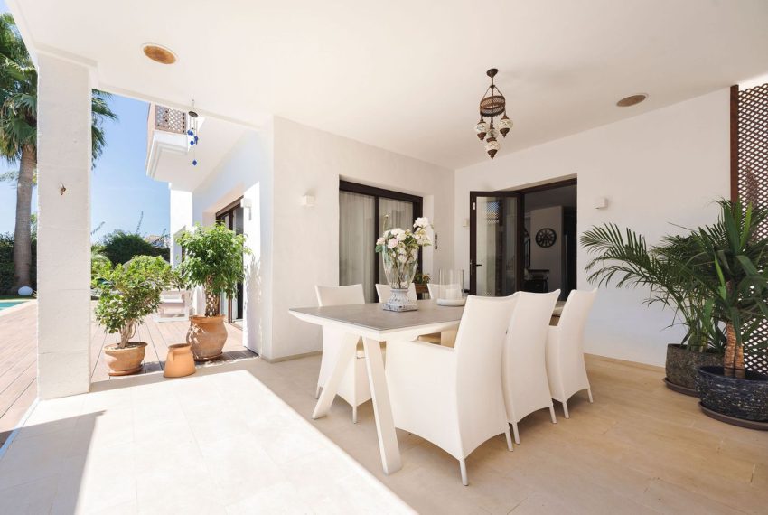 R5152036-Villa-For-Sale-San-Pedro-de-Alcantara-Detached-4-Beds-382-Built-4