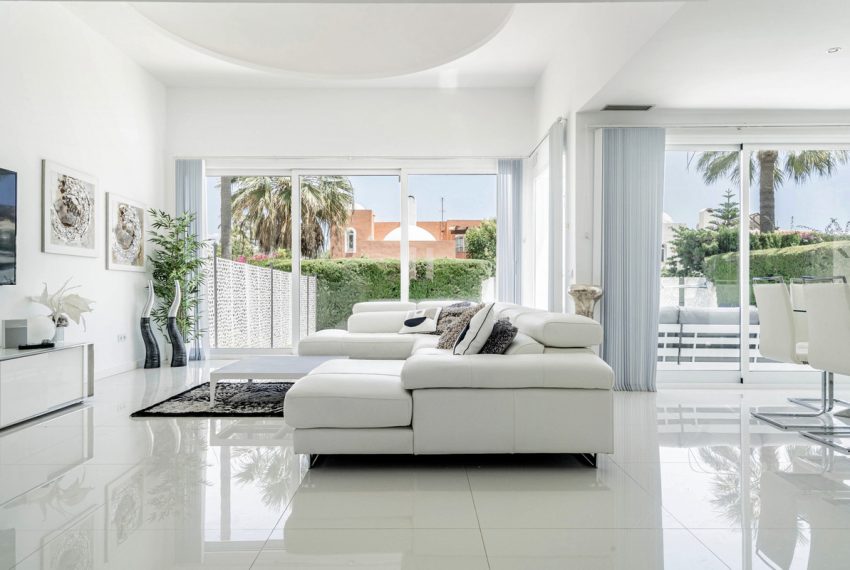 R5152159-Villa-For-Sale-Nueva-Andalucia-Detached-6-Beds-346-Built-6
