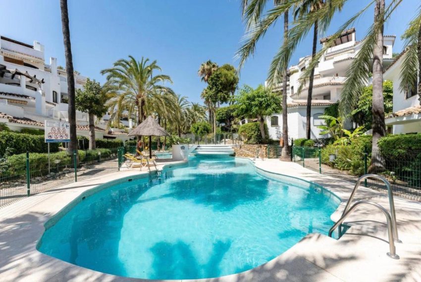 R5152210-Apartment-For-Sale-Marbella-Middle-Floor-3-Beds-76-Built