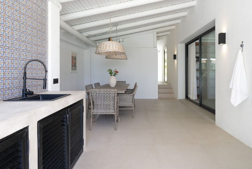 R5152798-Villa-For-Sale-Nueva-Andalucia-Detached-4-Beds-294-Built-10