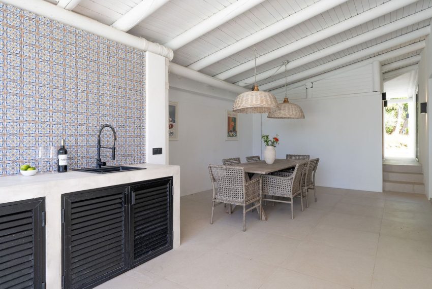 R5152798-Villa-For-Sale-Nueva-Andalucia-Detached-4-Beds-294-Built-11