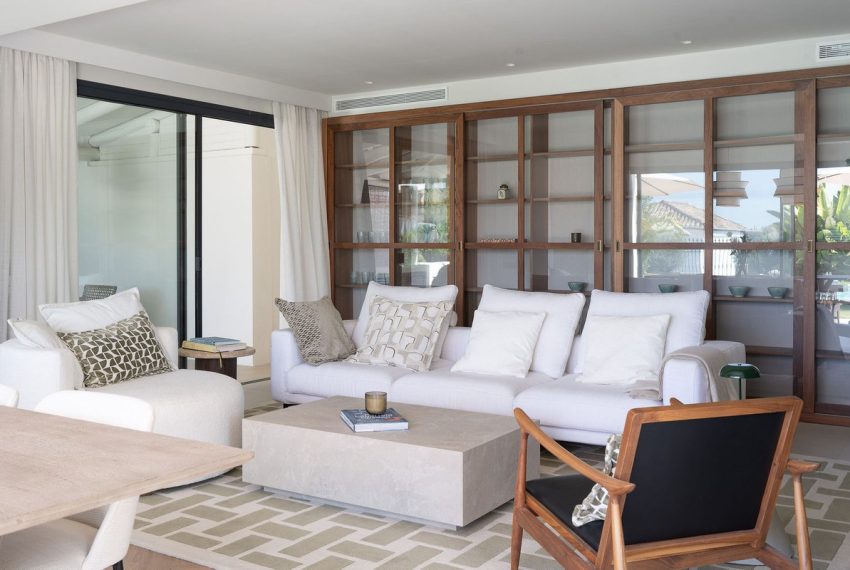 R5152798-Villa-For-Sale-Nueva-Andalucia-Detached-4-Beds-294-Built-6