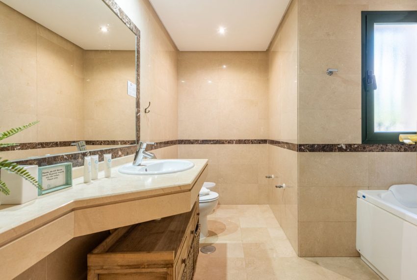R5152984-Apartment-For-Sale-Nueva-Andalucia-Ground-Floor-3-Beds-120-Built-10