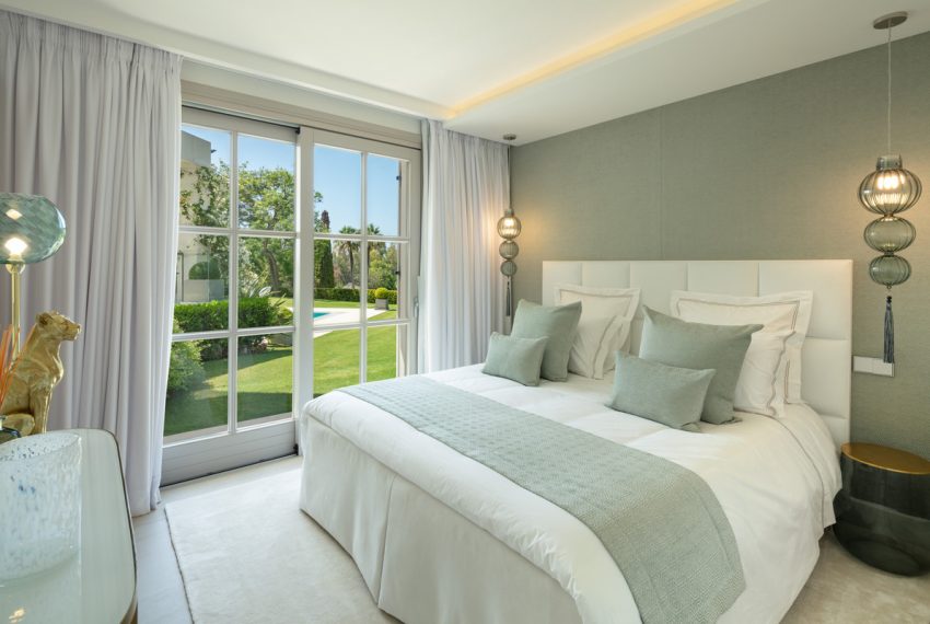 R5153119-Villa-For-Sale-Aloha-Detached-6-Beds-702-Built-13