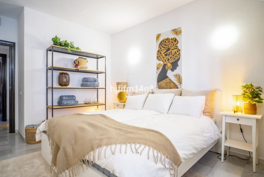 R5153557-Apartment-For-Sale-Nueva-Andalucia-Ground-Floor-2-Beds-128-Built-14