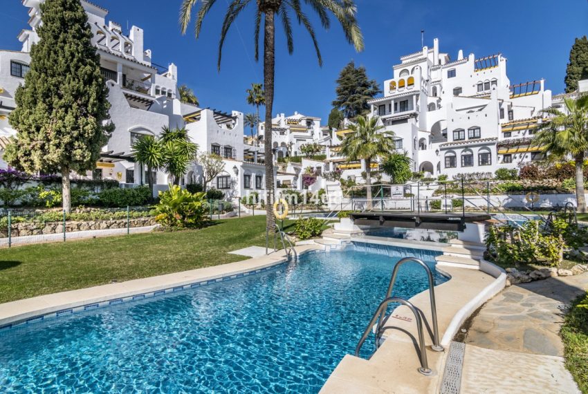 R5153557-Apartment-For-Sale-Nueva-Andalucia-Ground-Floor-2-Beds-128-Built-19