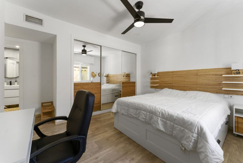 R5153647-Apartment-For-Sale-Estepona-Penthouse-2-Beds-90-Built-11